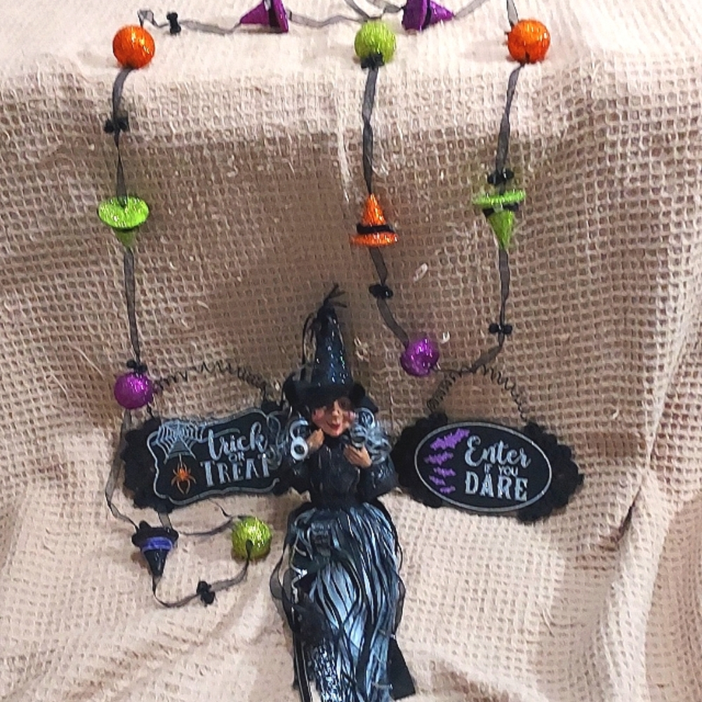 SET OF 3 HALLOWEEN DECORATIONS